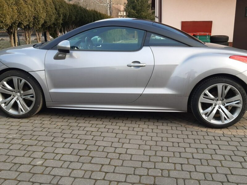 Peugeot RCZ