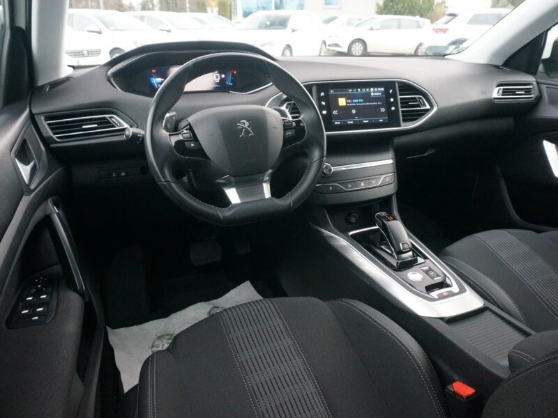 Peugeot 308 1.5 BlueHDi/130 KM Allure Pack Salon PL Fvat 23% PO2UH44 T9 (2014-2021)