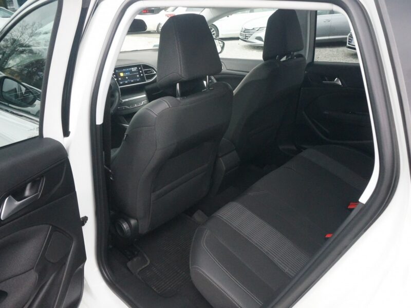 Peugeot 308 1.5 BlueHDi/130 KM Allure Pack Salon PL Fvat 23% PO2UH44 T9 (2014-2021)