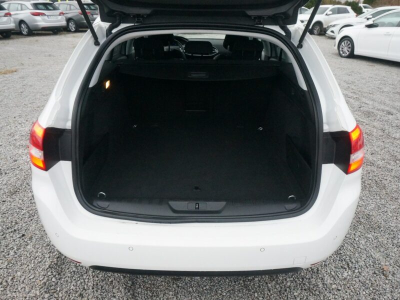 Peugeot 308 1.5 BlueHDi/130 KM Allure Pack Salon PL Fvat 23% PO2UH46 T9 (2014-2021)
