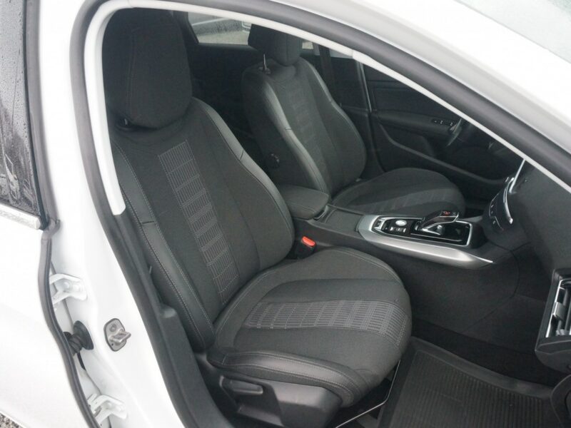 Peugeot 308 1.5 BlueHDi/130 KM Allure Pack Salon PL Fvat 23% PO2UH47 ## T9 (2014-2021)