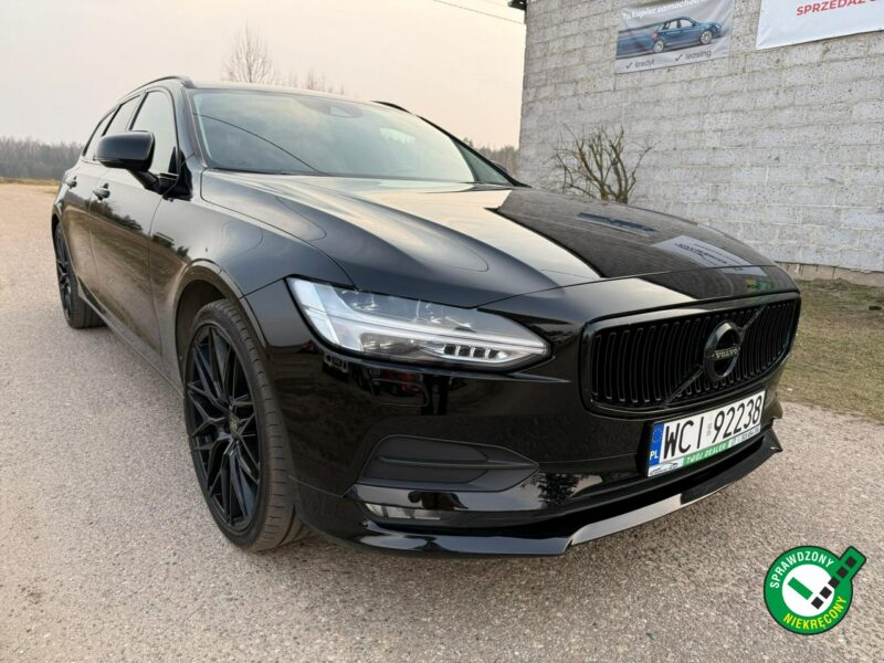 Volvo V90 Momentum 2.0 T 254KM Benzyna Aktywny Tempomat