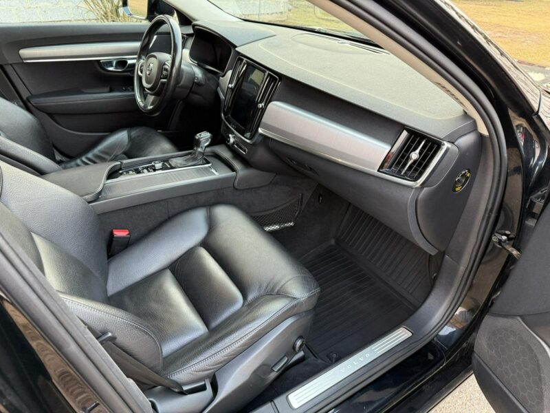 Volvo V90 Momentum 2.0 T 254KM Benzyna Aktywny Tempomat