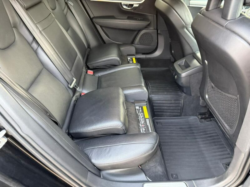 Volvo V90 Momentum 2.0 T 254KM Benzyna Aktywny Tempomat