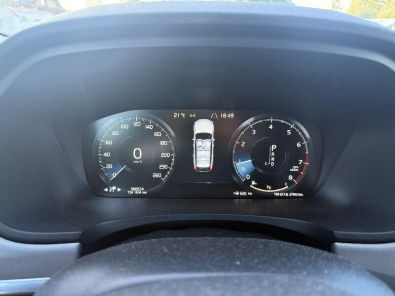 Volvo V90 Momentum 2.0 T 254KM Benzyna Aktywny Tempomat