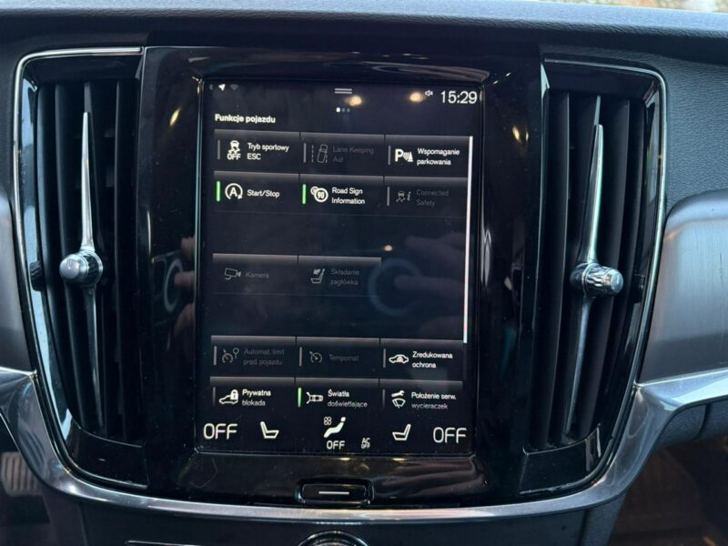 Volvo V90 Momentum 2.0 T 254KM Benzyna Aktywny Tempomat