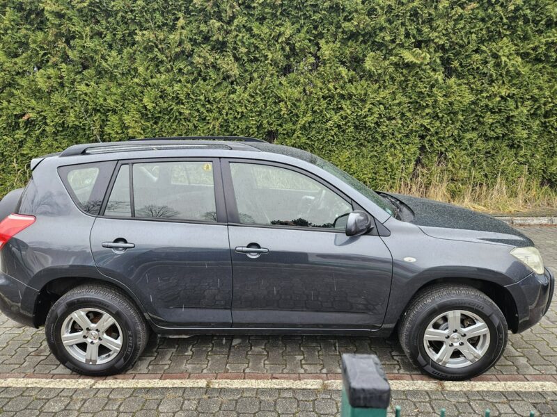 Toyota RAV-4 4 x4 / Krajowy / Klimatyzacja III (2006-2012)