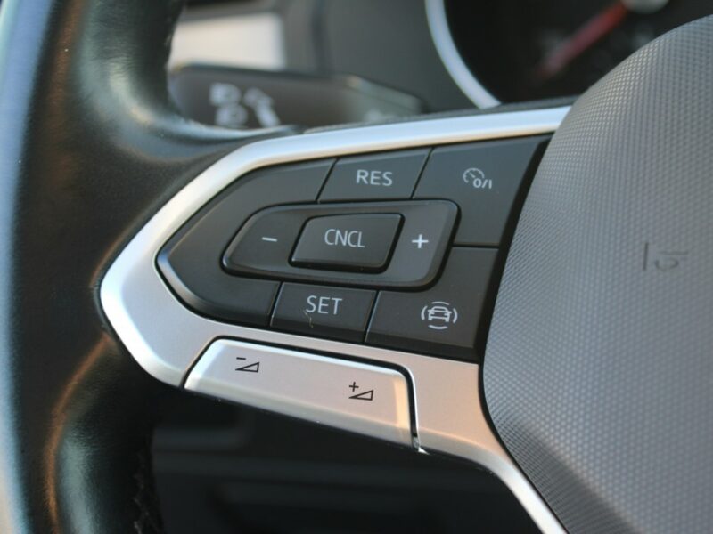 Volkswagen Passat ESSENCE LED F-vat Salon Polska Gwarancja B8 (2014-2023)