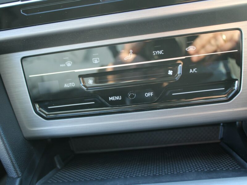 Volkswagen Passat ESSENCE LED F-vat Salon Polska Gwarancja B8 (2014-2023)