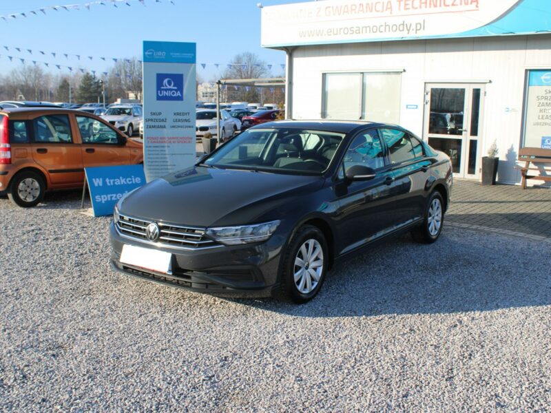 Volkswagen Passat ESSENCE LED F-vat Salon Polska Gwarancja B8 (2014-2023)
