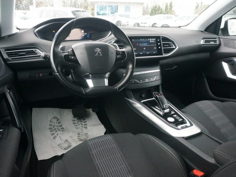 Peugeot 308 1.5 BlueHDi/130 KM Allure Pack Salon PL Fvat 23% PO1UH28 T9 (2014-2021)