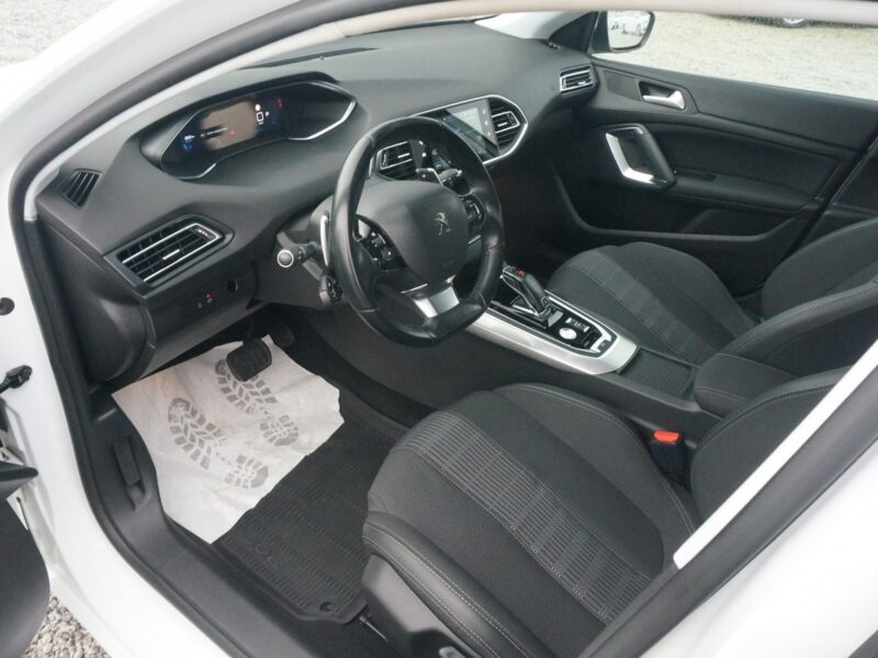 Peugeot 308 1.5 BlueHDi/130 KM Allure Pack Salon PL Fvat 23% PO1UH28 T9 (2014-2021)