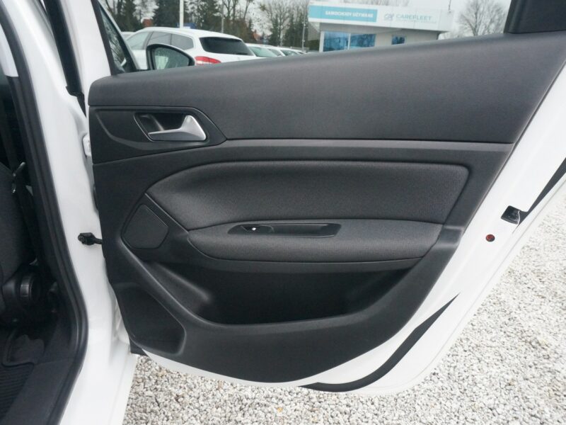 Peugeot 308 1.5 BlueHDi/130 KM Allure Pack Salon PL Fvat 23% PO1UH28 T9 (2014-2021)