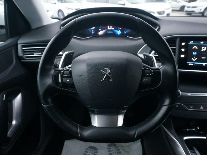 Peugeot 308 1.5 BlueHDi/130 KM Allure Pack Salon PL Fvat 23% PO2UH49 T9 (2014-2021)