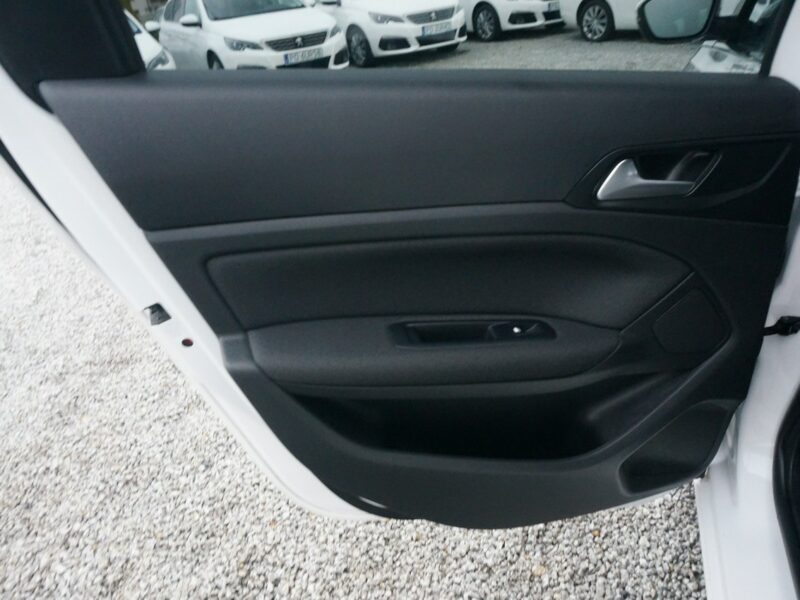 Peugeot 308 1.5 BlueHDi/130 KM Allure Pack Salon PL Fvat 23% PO2UH49 T9 (2014-2021)
