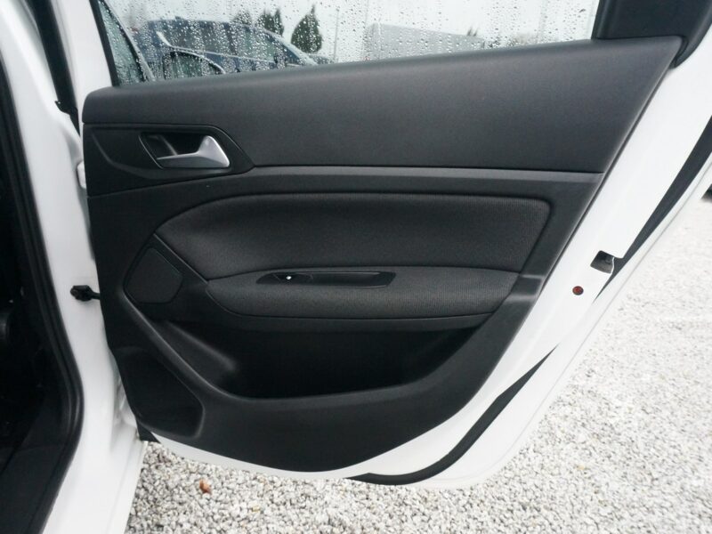 Peugeot 308 1.5 BlueHDi/130 KM Allure Pack Salon PL Fvat 23% PO3UE61 T9 (2014-2021)