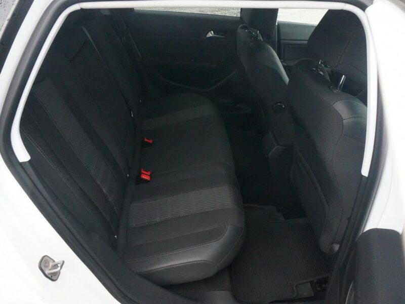 Peugeot 308 1.5 BlueHDi/130 KM Allure Pack Salon PL Fvat 23% PO3UE61 T9 (2014-2021)