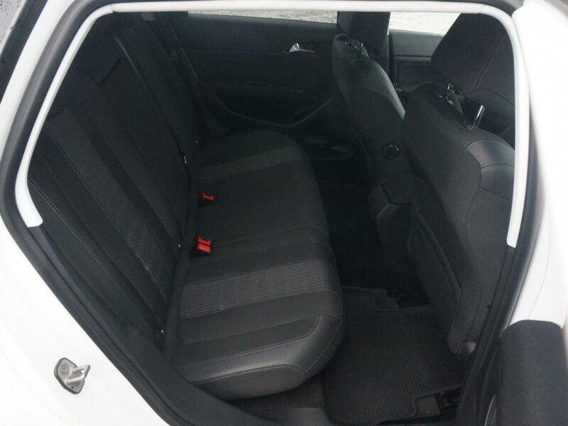 Peugeot 308 1.5 BlueHDi/130 KM Allure Pack Salon PL Fvat 23% PO3UE61 T9 (2014-2021)