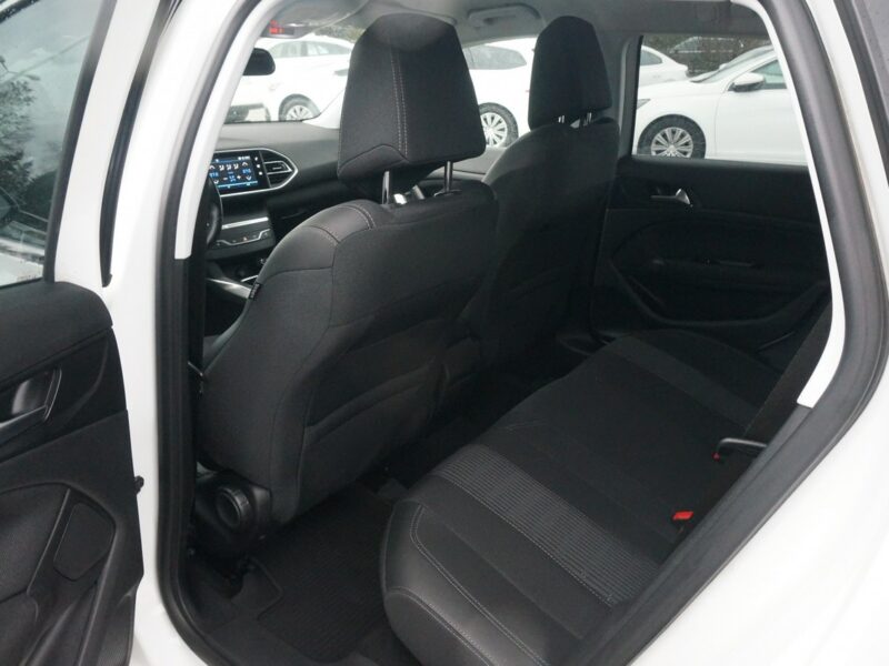 Peugeot 308 1.5 BlueHDi/130 KM Allure Pack Salon PL Fvat 23% PO5UJ19 T9 (2014-2021)