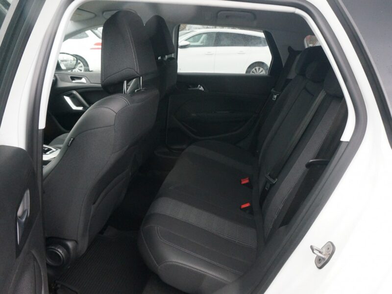 Peugeot 308 1.5 BlueHDi/130 KM Allure Pack Salon PL Fvat 23% PO5UJ19 T9 (2014-2021)