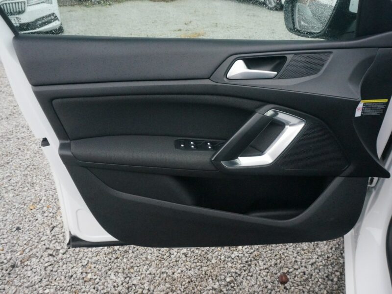 Peugeot 308 1.5 BlueHDi/130 KM Allure Pack Salon PL Fvat 23% PO6UR58 T9 (2014-2021)