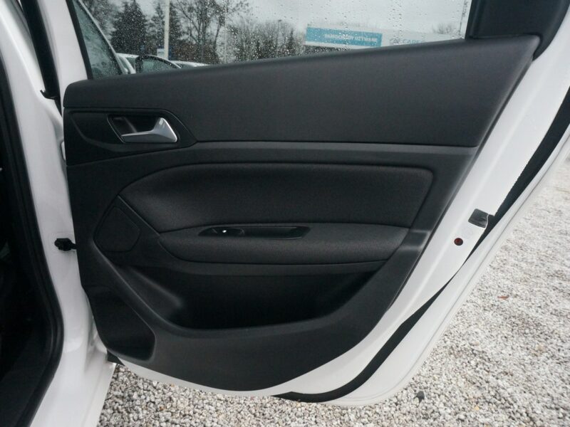 Peugeot 308 1.5 BlueHDi/130 KM Allure Pack Salon PL Fvat 23% PO6UR58 T9 (2014-2021)