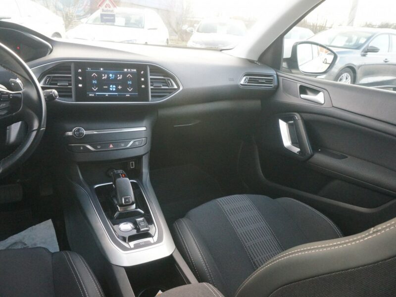Peugeot 308 1.5 BlueHDi/130 KM Allure Pack Salon PL Fvat 23% PO8UG45 T9 (2014-2021)