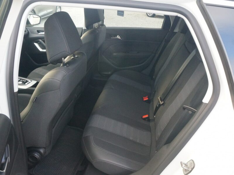 Peugeot 308 1.5 BlueHDi/130 KM Allure Pack Salon PL Fvat 23% PO8UG45 T9 (2014-2021)