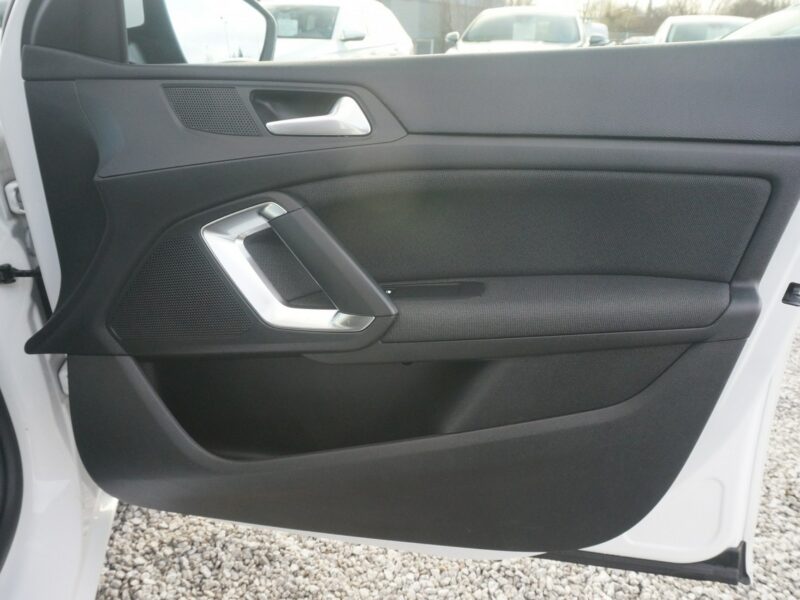 Peugeot 308 1.5 BlueHDi/130 KM Allure Pack Salon PL Fvat 23% PO8UG45 T9 (2014-2021)