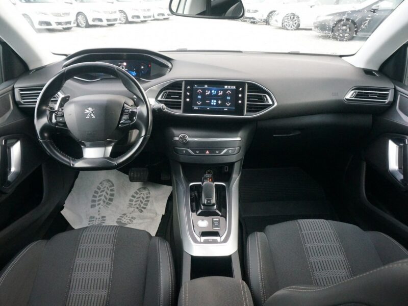 Peugeot 308 1.5 BlueHDi/130 KM Allure Pack Salon PL Fvat 23% PO8UG47 T9 (2014-2021)