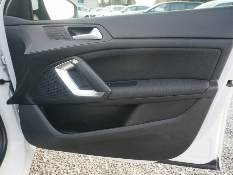 Peugeot 308 1.5 BlueHDi/130 KM Allure Pack Salon PL Fvat 23% PO8UG47 T9 (2014-2021)