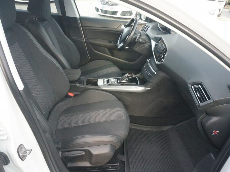 Peugeot 308 1.5 BlueHDi/130 KM Allure Pack Salon PL Fvat 23% PO8UG47 T9 (2014-2021)