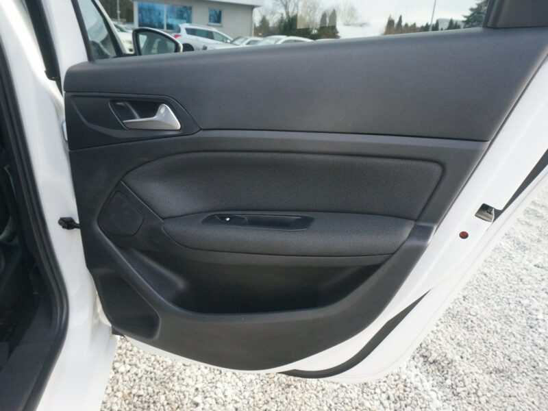 Peugeot 308 1.5 BlueHDi/130 KM Allure Pack Salon PL Fvat 23% PO8UG47 T9 (2014-2021)