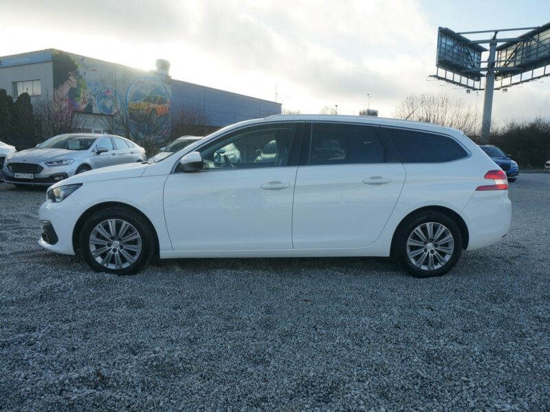 Peugeot 308 1.5 BlueHDi/130 KM Allure Pack Salon PL Fvat 23% PO9UL69 ## T9 (2014-2021)