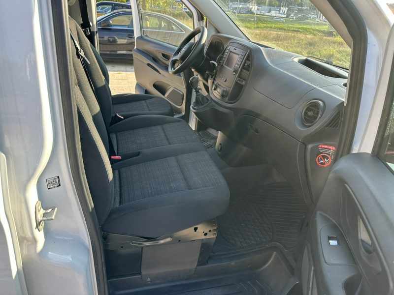 Mercedes Vito 9 osobowy, klimatyzacja, nawigacja, światła dzienne, niski przebieg W447 (2014-)
