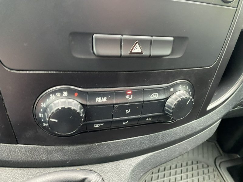 Mercedes Vito 9 osobowy, klimatyzacja, nawigacja, światła dzienne, niski przebieg W447 (2014-)