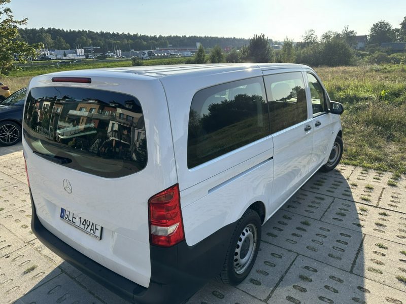 Mercedes Vito 9 osobowy, klimatyzacja, nawigacja, światła dzienne, niski przebieg W447 (2014-)