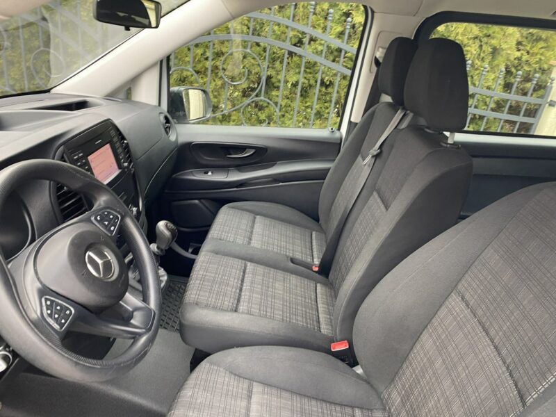 Mercedes Vito 9 osobowy, klimatyzacja, nawigacja, światła dzienne, niski przebieg W447 (2014-)