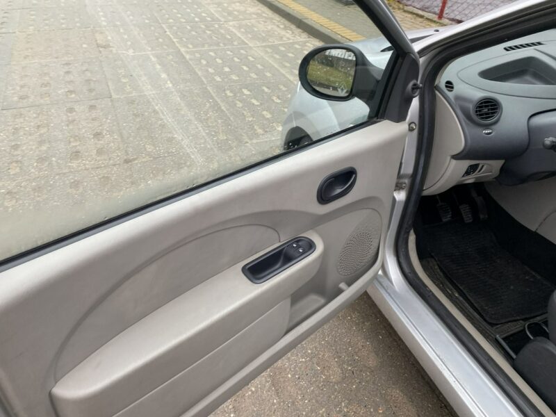 Renault Twingo Niski przebieg, przegląd do 2026, klimatyzacja,Isofix, zadbany II (2007-2014)