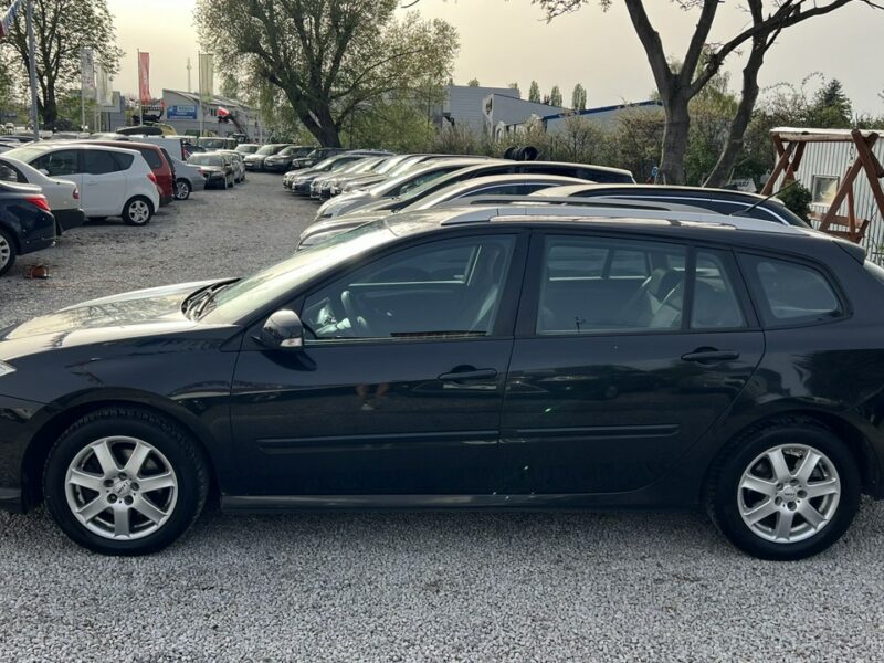 Renault Laguna 2.0 Benzyna *Navi * Hak * Zadbany * Możliwa zamiana* Gwarancja III (2007-)