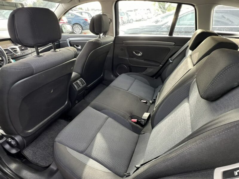 Renault Laguna 2.0 Benzyna *Navi * Hak * Zadbany * Możliwa zamiana* Gwarancja III (2007-)