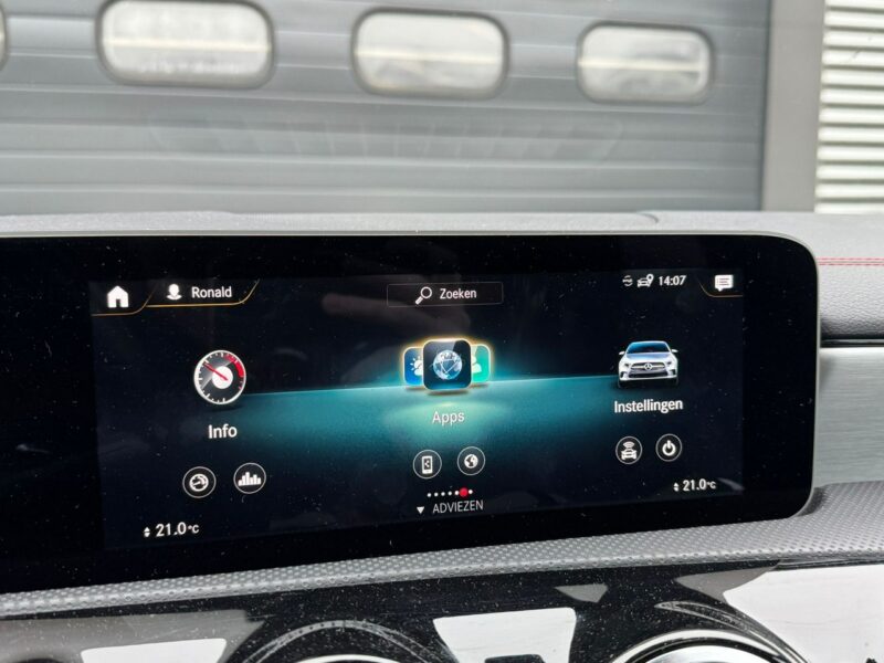 Mercedes CLA 180 Mercedes-Benz CLA 180 Shooting Brake Night Edition 2021r Pakiet AMG! I (2013-2019)