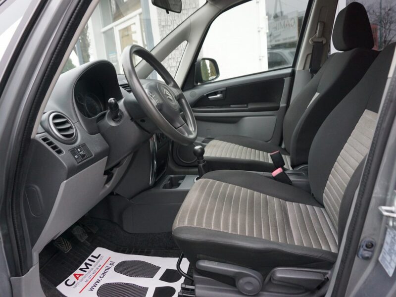 Suzuki SX4 Salon Polska I (2006-2013)