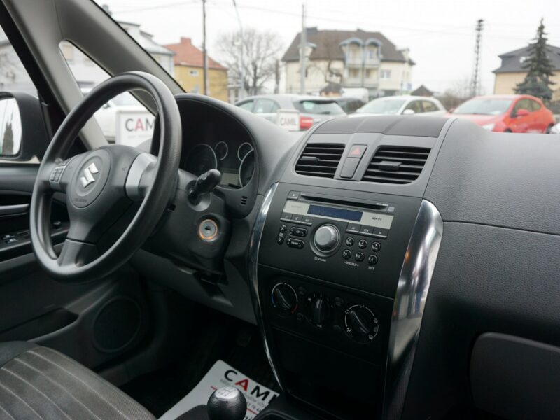 Suzuki SX4 Salon Polska I (2006-2013)