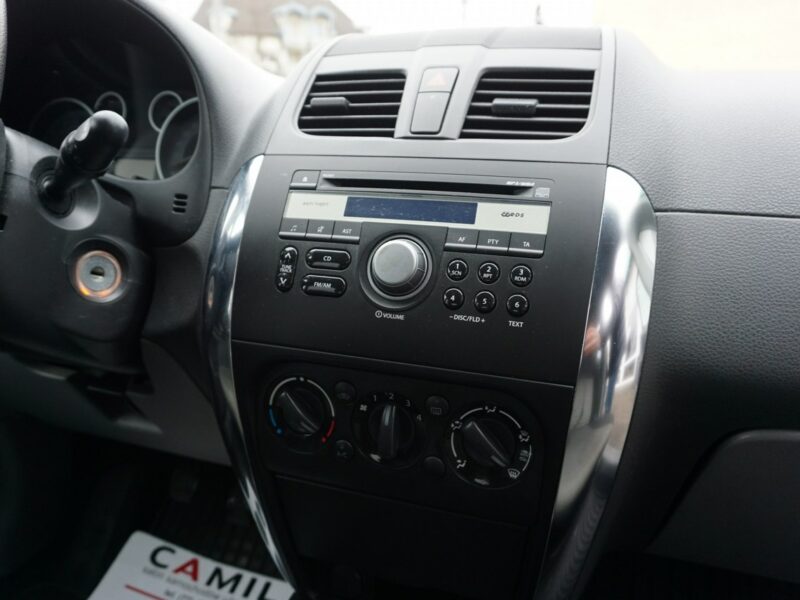 Suzuki SX4 Salon Polska I (2006-2013)