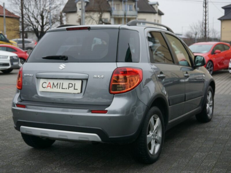 Suzuki SX4 Salon Polska I (2006-2013)