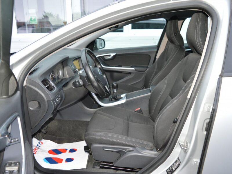 Volvo V60 1.6 D2 Serwisowany LED Navi Klimatronik EURO-5 I (2010-2018)