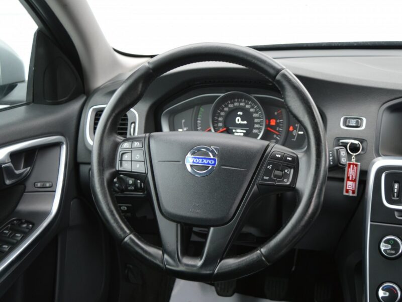 Volvo V60 1.6 D2 Serwisowany LED Navi Klimatronik EURO-5 I (2010-2018)
