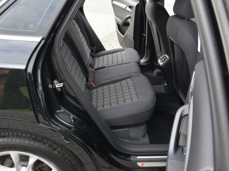 Audi Q3 Automat S-Line Quattro Ledy bi-Xenon Navi Alu18" z Niemiec ASO Audi I (2011-2018)