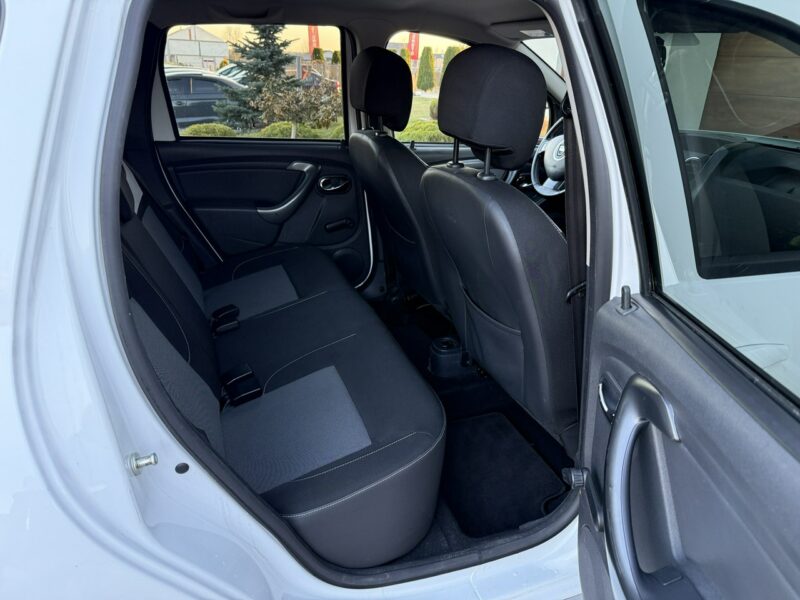 Dacia Duster 16r. 125KM benzyna Prestige bezwypadkowa ładna z Niemiec po serwisie I (2009-2017)